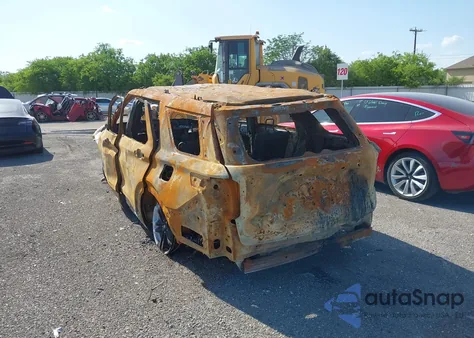 2021 Ford Explorer Xlt from USA, damaged, VIN 1FMSK7DH8MGB31164